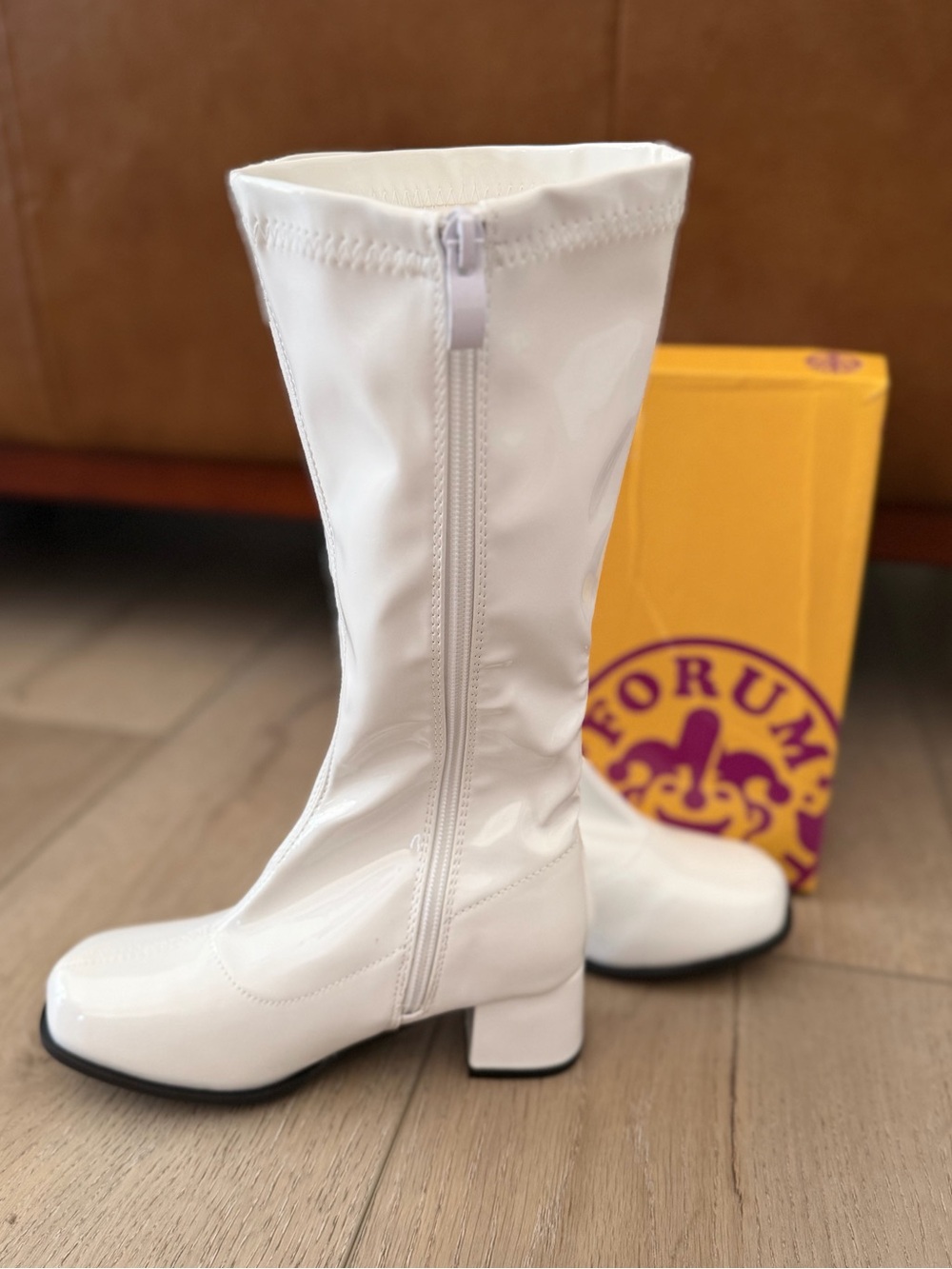 🤍 NIB Forum Novelties Kids White Patent Go-Go Boots - Size 13/1 - NEW